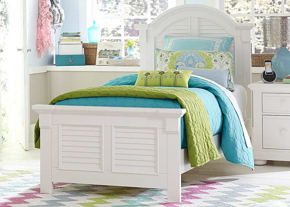 Liberty Furniture Summer House Full Panel Bed in Oyster White