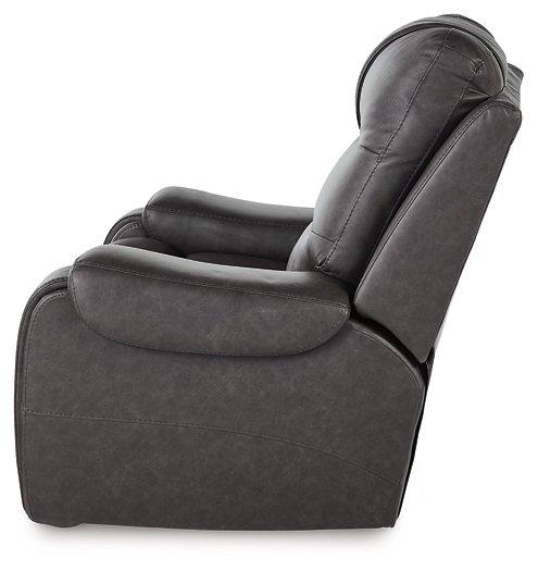 Femley Recliner